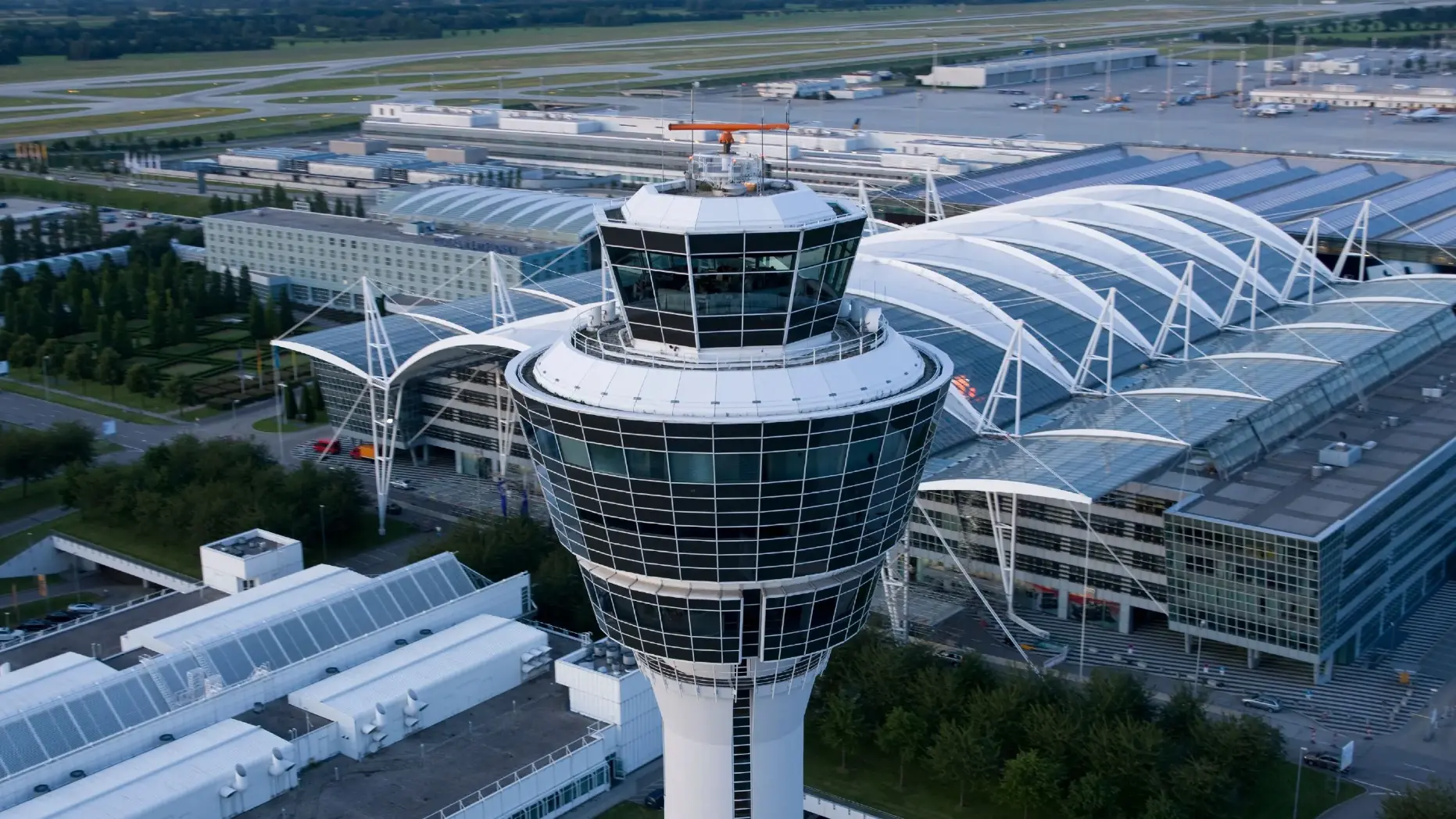 Air Traffic Control Building Steel Tsim