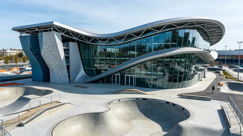 Steel Structure Comprehensive Extreme Sports Center